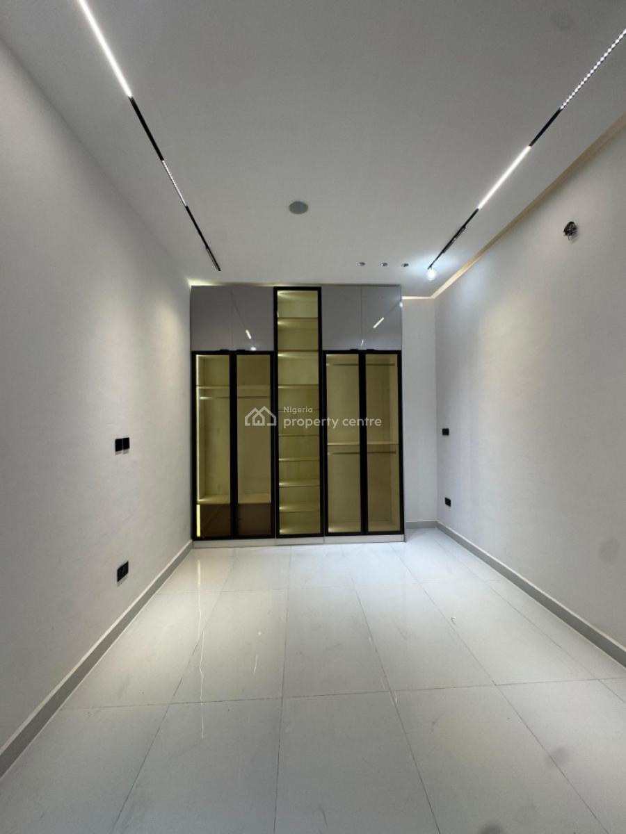 Magnificent 5  Beds with a Private Pool,gym & Cinema., Chevron Drive, Lekki, Lagos, Detached Duplex for Sale