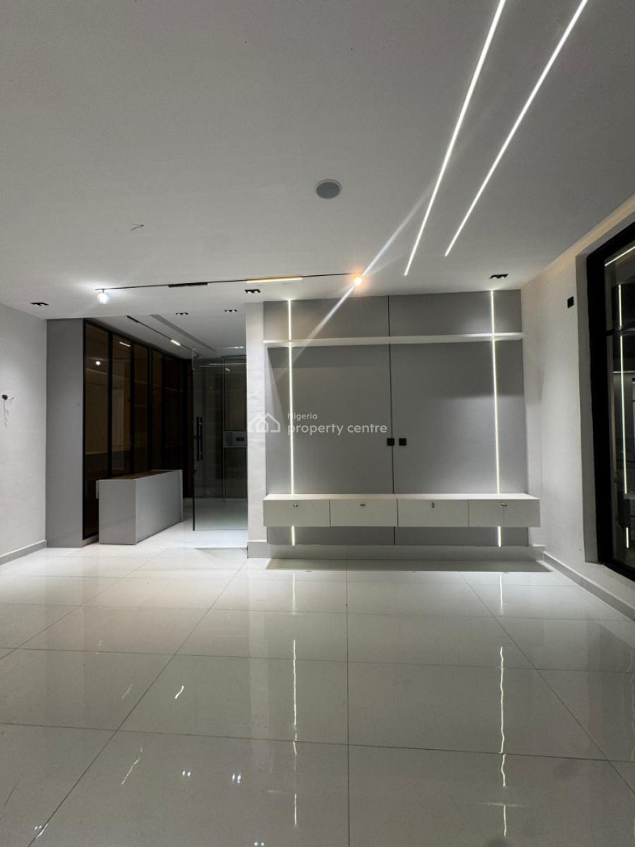 Magnificent 5  Beds with a Private Pool,gym & Cinema., Chevron Drive, Lekki, Lagos, Detached Duplex for Sale