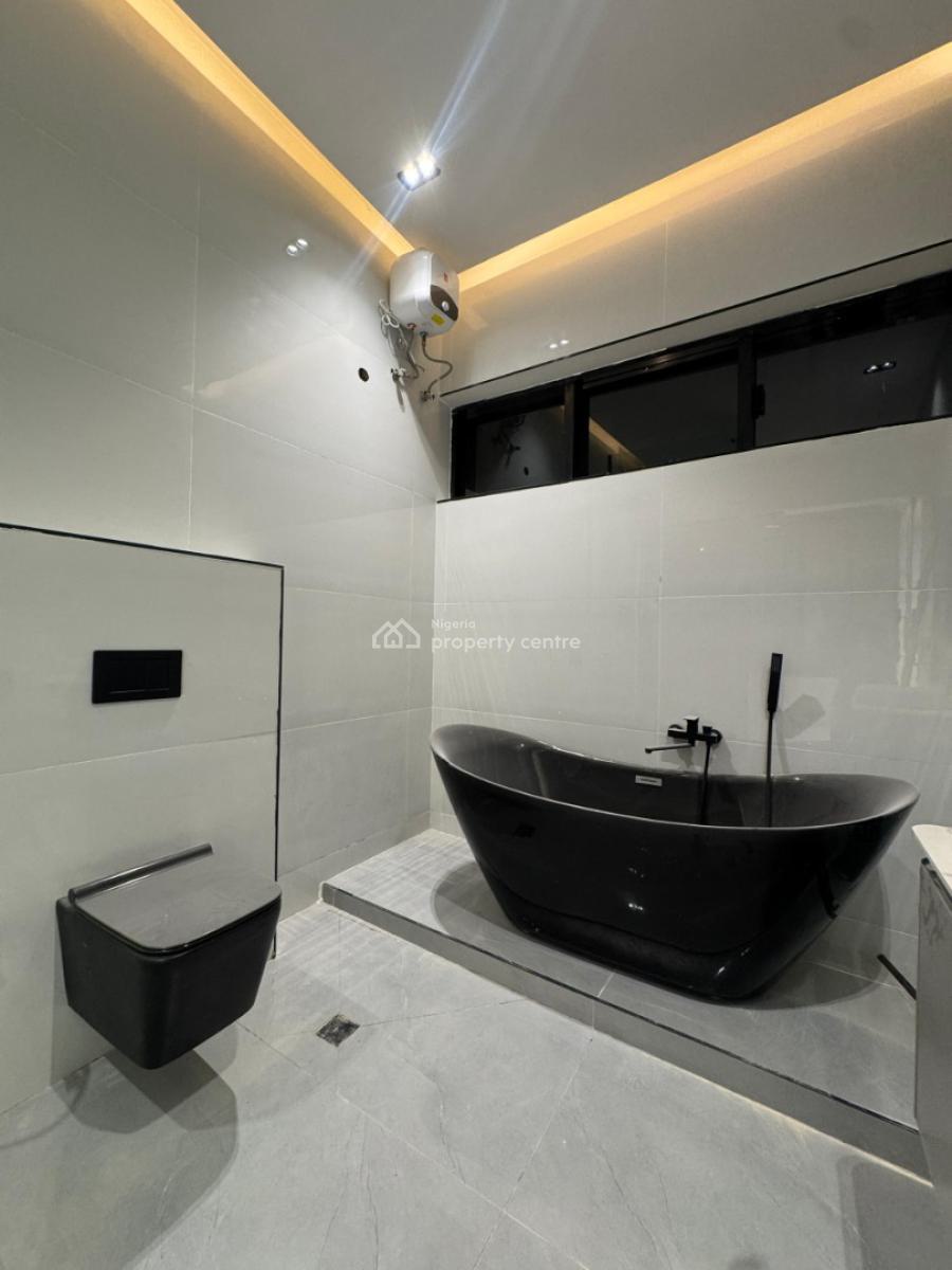 Magnificent 5  Beds with a Private Pool,gym & Cinema., Chevron Drive, Lekki, Lagos, Detached Duplex for Sale