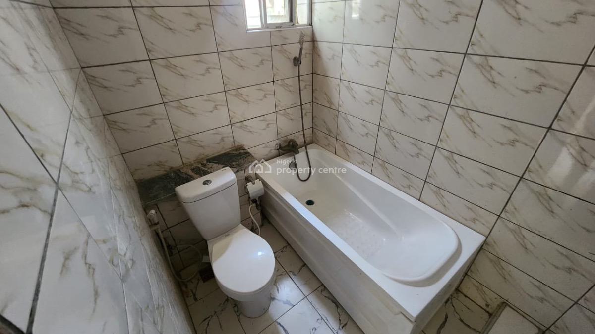 Spacious 3 Bedroom Terrace with Bq, Orchid Road, Lekki Expressway, Lekki, Lagos, Flat / Apartment for Rent