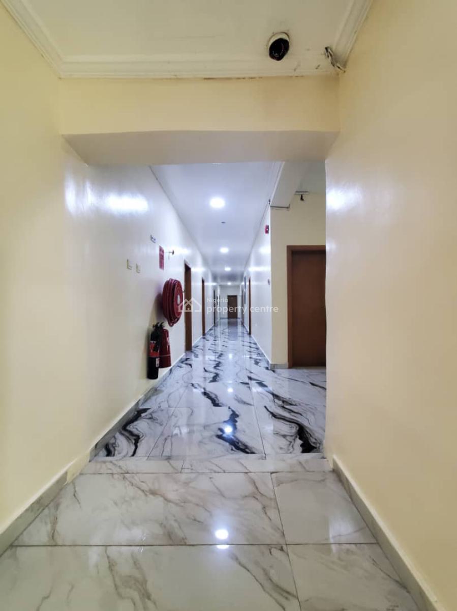 Massive and Spacious Hotel in a Prime Location, Lekki Phase1, Lekki Phase 1, Lekki, Lagos, Hotel / Guest House for Sale