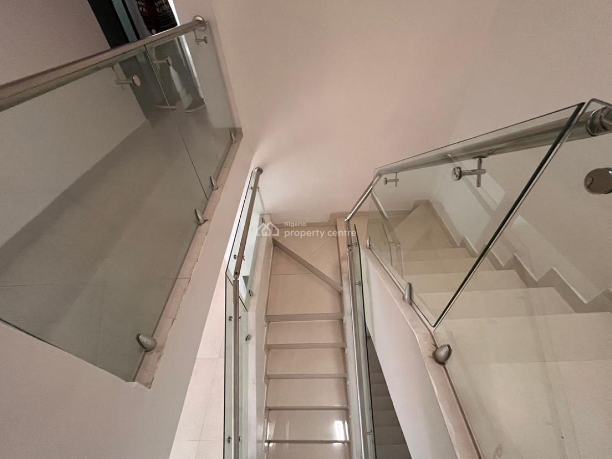 Serviced Waterfront 3bedroom Terrace Apt with 1bedroom in Banana Ikoyi, Banana Island Ikoyi, Banana Island, Ikoyi, Lagos, Flat / Apartment for Rent