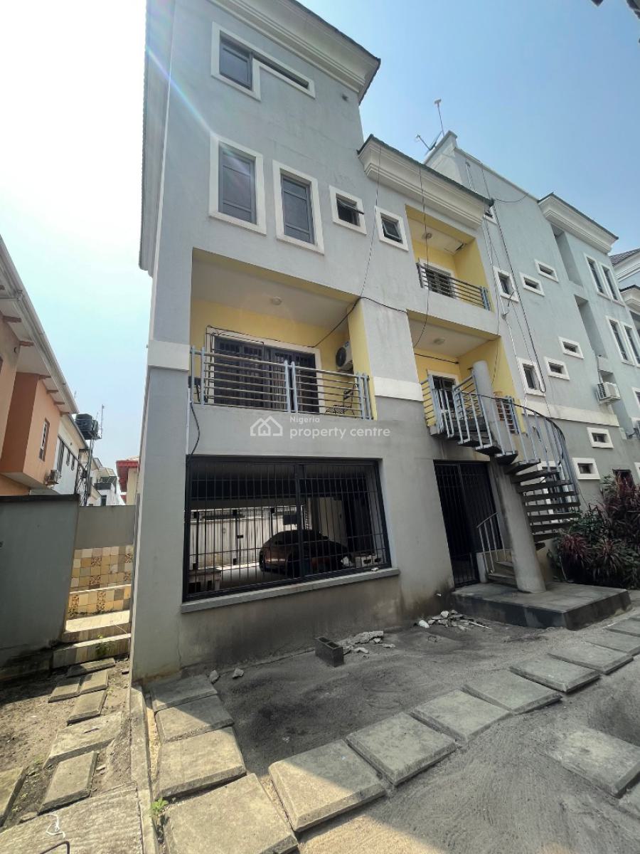 Spacious 4 Bedroom Terrace Duplex, Osapa London, Lekki, Lagos, Terraced Duplex for Sale