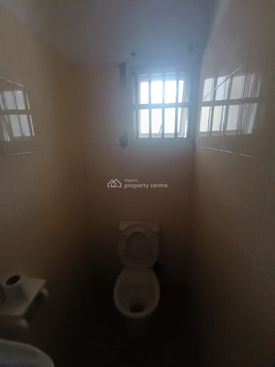 Parlour Studio with Well Arranged  Kitchen, Orchid Road, Lekki Expressway, Lekki, Lagos, Flat / Apartment for Rent