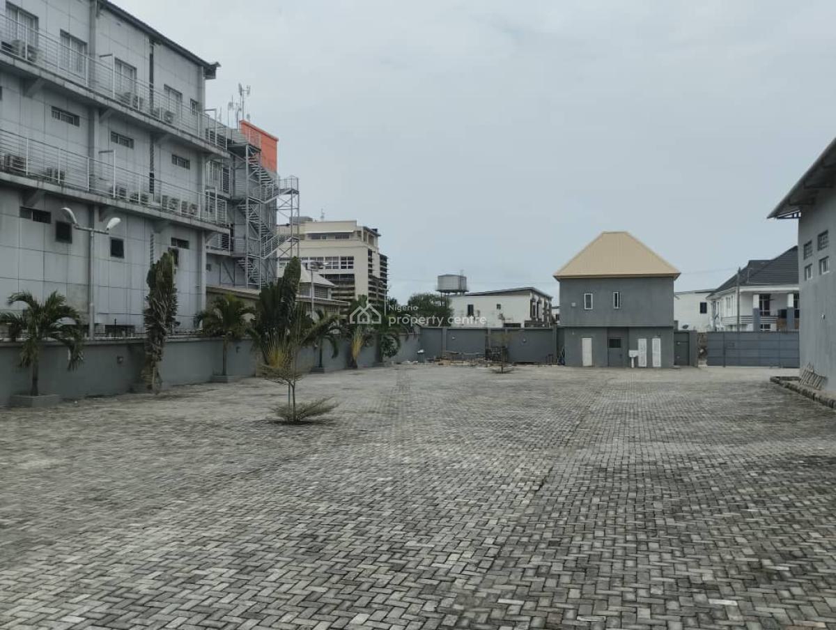 Warehouse 4000sqm with 15 Offices, Security House, Fully Integrated Cc, Lekki, Lagos, Warehouse for Sale
