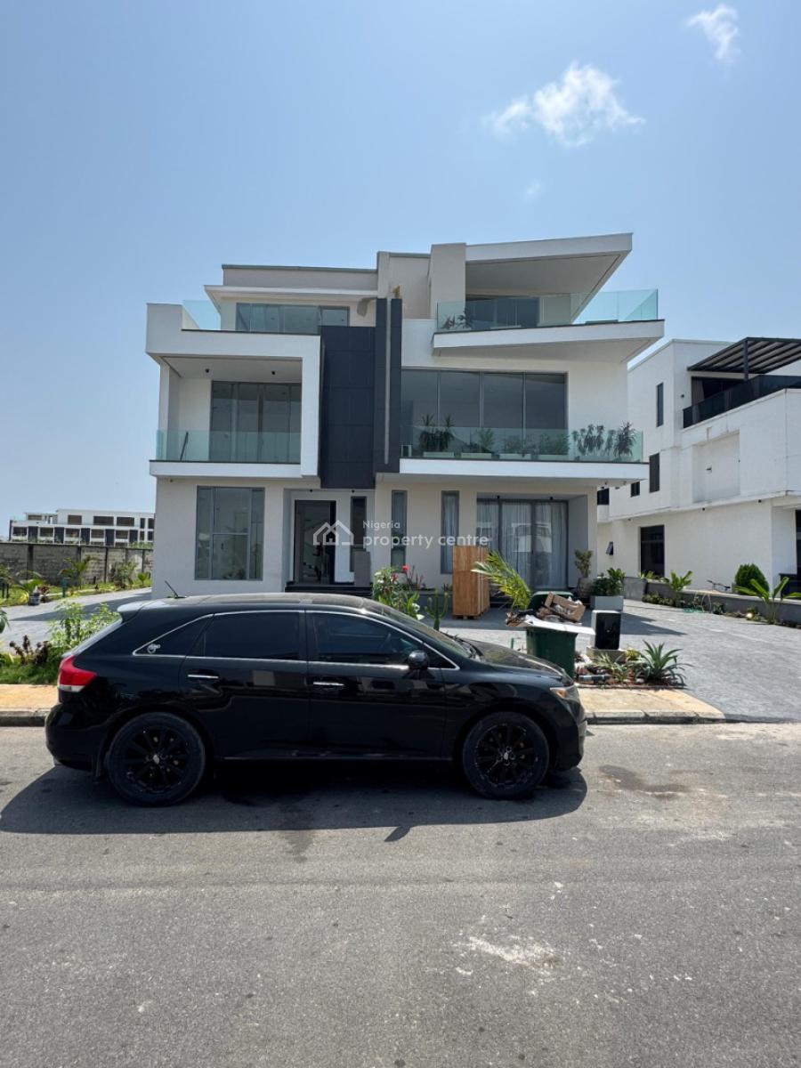 Aesthetically Pleasing 4 Bedroom Semi-detached Duplex with a Garden, Cowrie Creek Estate, Ikate, Lekki, Lagos, Semi-detached Duplex for Sale