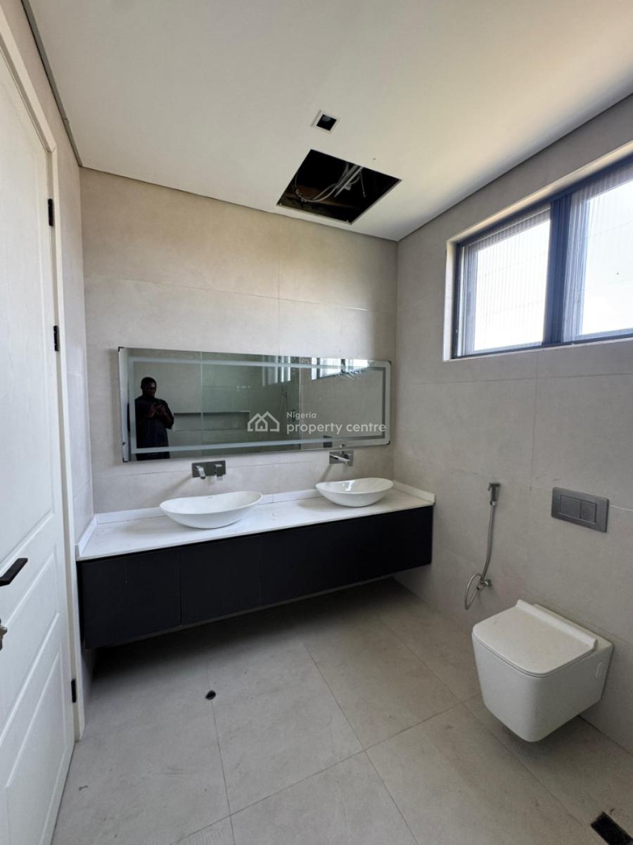 Aesthetically Pleasing 4 Bedroom Semi-detached Duplex with a Garden, Cowrie Creek Estate, Ikate, Lekki, Lagos, Semi-detached Duplex for Sale