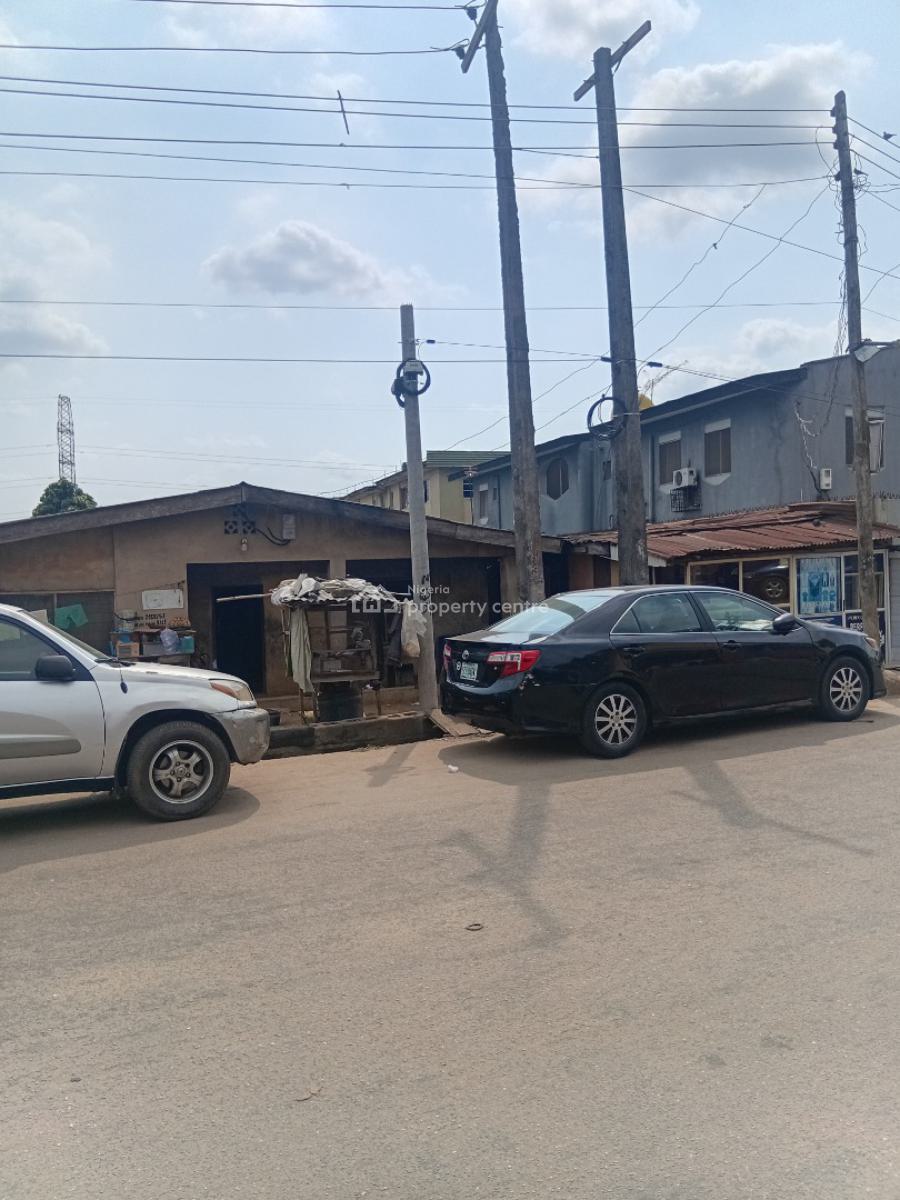 Demolishable Bungalow on 462sqm Land Along Isheri Magodo Road, Bankole Street, Before Magodo Phase 1 Gate, Magodo Road, Gra Phase 1, Magodo, Lagos, Residential Land for Sale