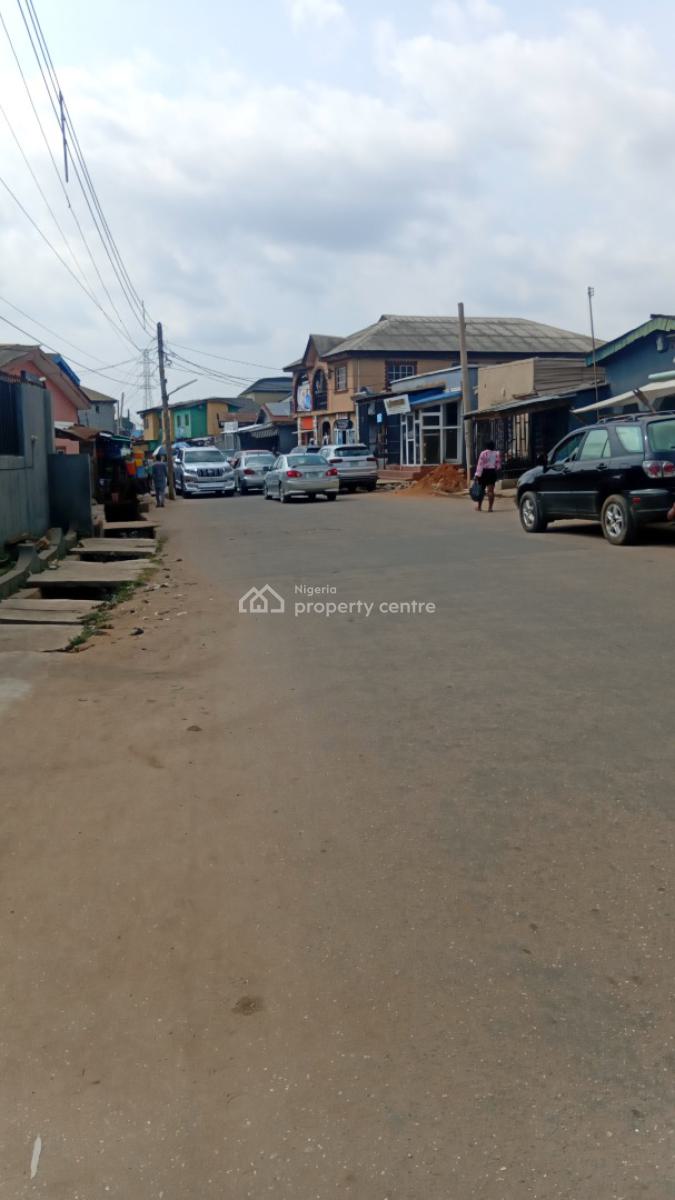 Demolishable Bungalow on 462sqm Land Along Isheri Magodo Road, Bankole Street, Before Magodo Phase 1 Gate, Magodo Road, Gra Phase 1, Magodo, Lagos, Residential Land for Sale
