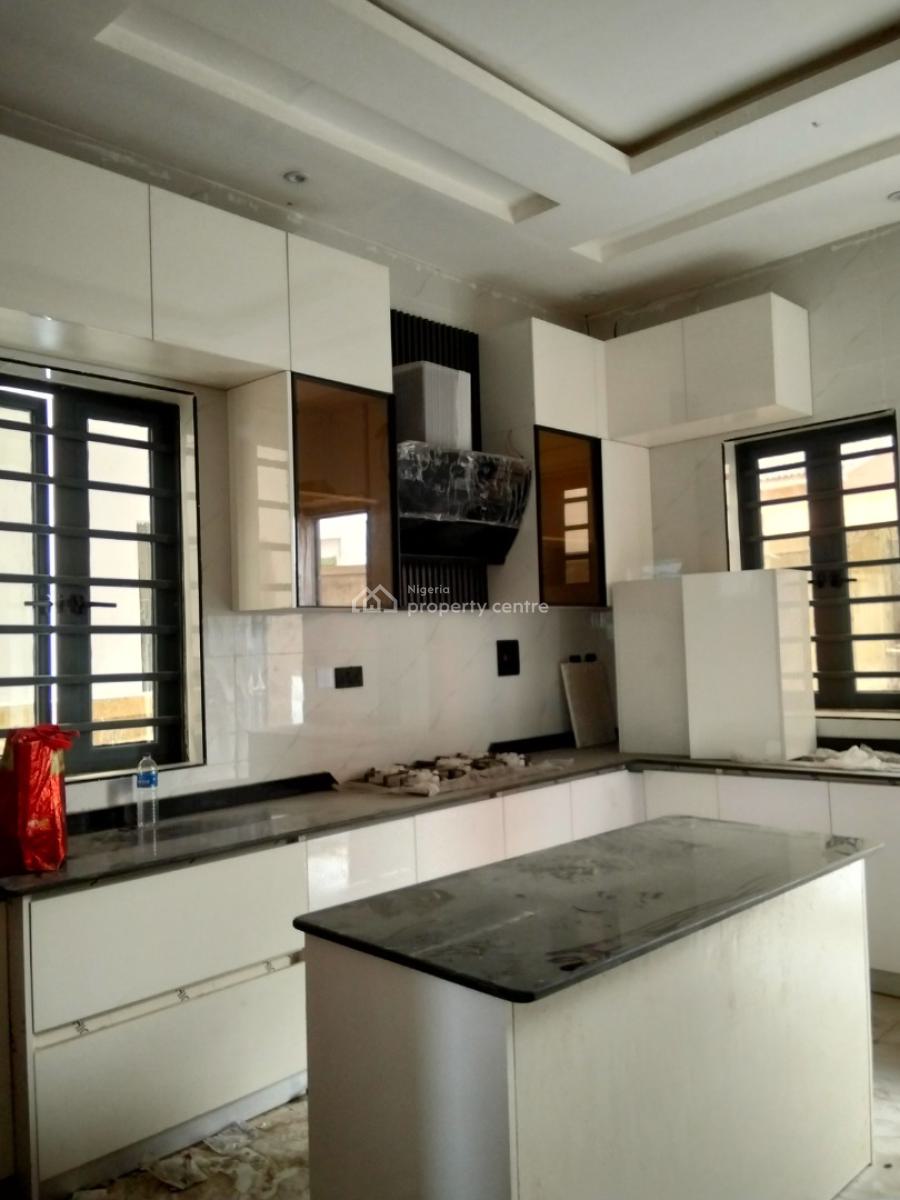 5 Bedroom Detached Duplex, Magodo, Lagos, Detached Duplex for Sale