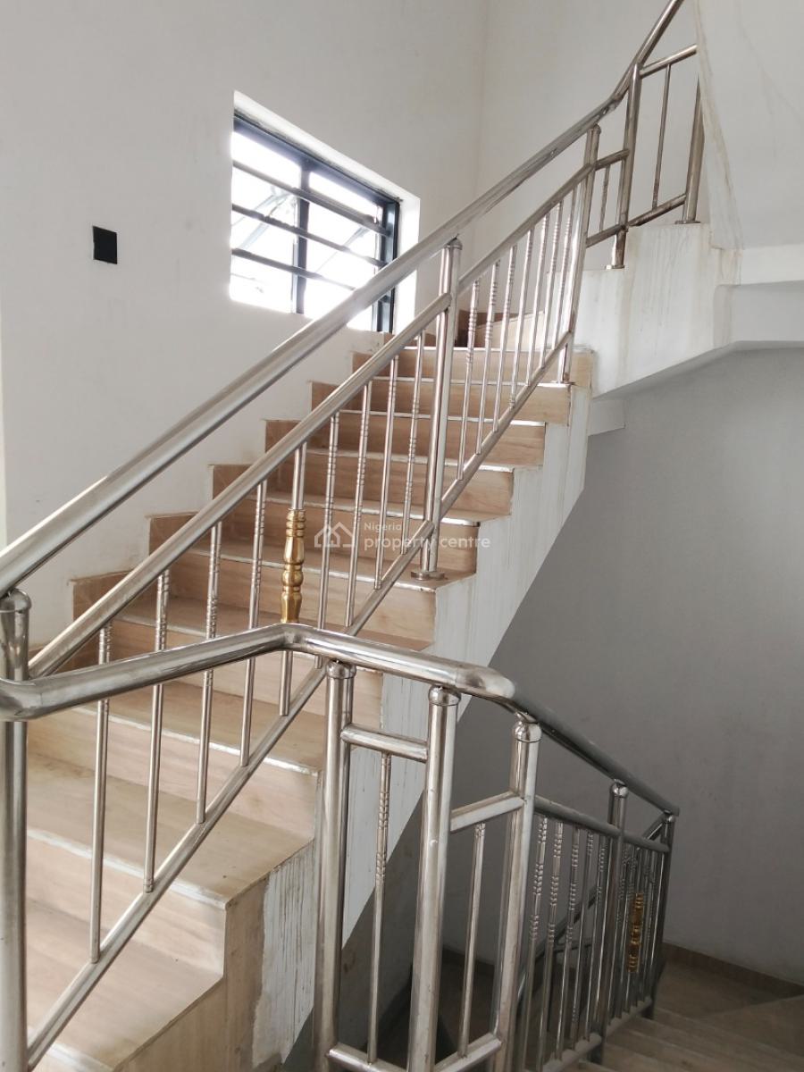 5 Bedroom Detached Duplex, Magodo, Lagos, Detached Duplex for Sale
