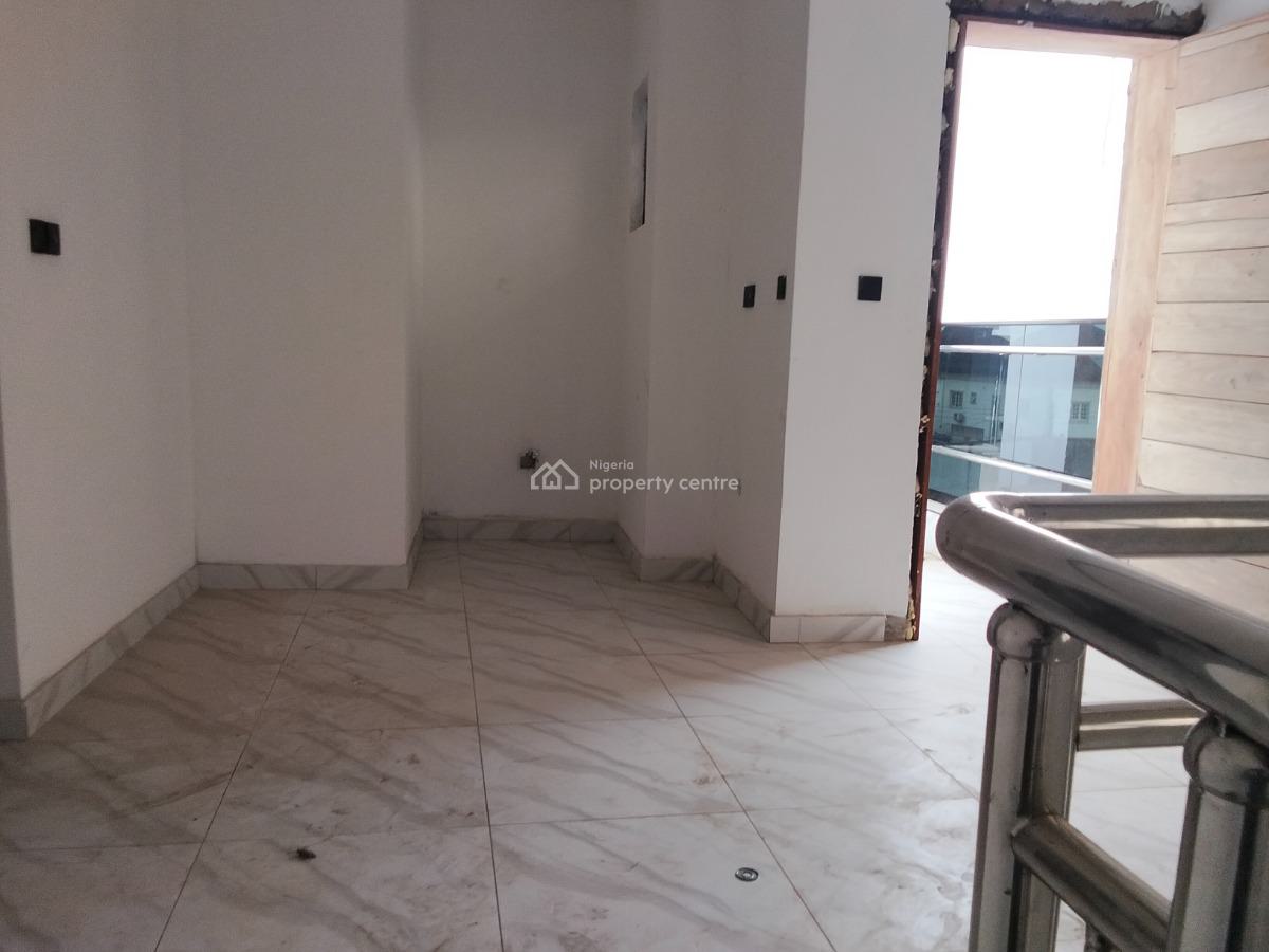 5 Bedroom Detached Duplex, Magodo, Lagos, Detached Duplex for Sale