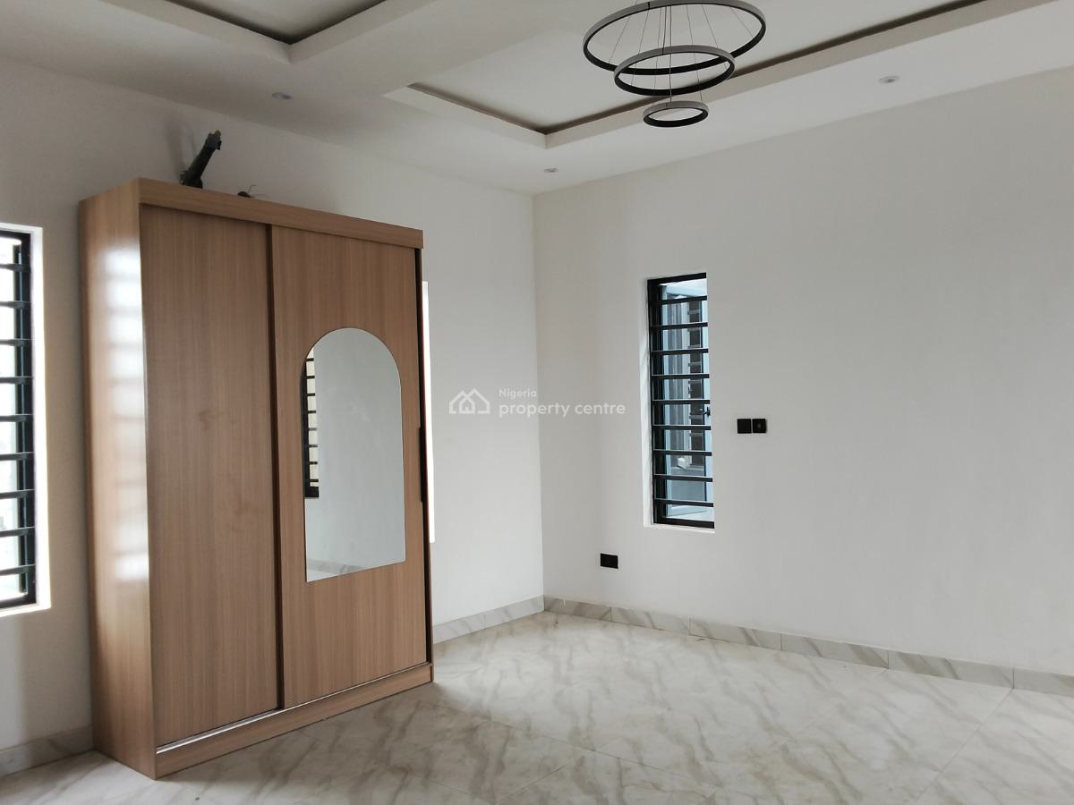 5 Bedroom Detached Duplex, Magodo, Lagos, Detached Duplex for Sale