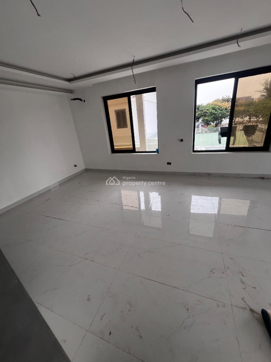 Luxurious Serviced 4 Bedroom Maisonette with Swimming Pools and Gym, Off Bourdillon Road, Ikoyi, Lagos, Flat / Apartment for Sale