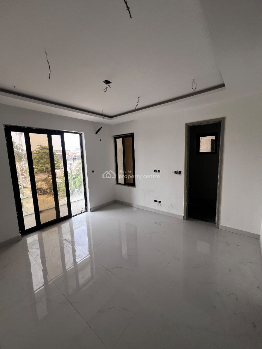 Luxurious Serviced 4 Bedroom Maisonette with Swimming Pools and Gym, Off Bourdillon Road, Ikoyi, Lagos, Flat / Apartment for Sale