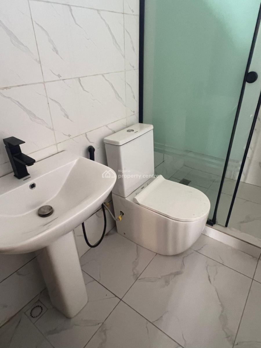 3 Bedroom Semi Detached Duplex, Magodo Gra Phase 1, Gra Phase 1, Magodo, Lagos, Semi-detached Duplex for Sale