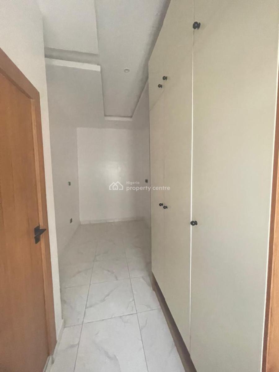 Spacious 4 Bedroom Semi Detached Duplex with Bq in Ologolo, Ologolo, Lekki, Lagos, Semi-detached Duplex for Sale