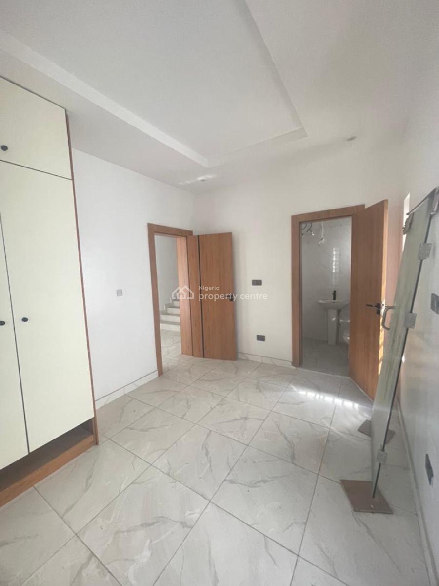 Spacious 4 Bedroom Semi Detached Duplex with Bq in Ologolo, Ologolo, Lekki, Lagos, Semi-detached Duplex for Sale