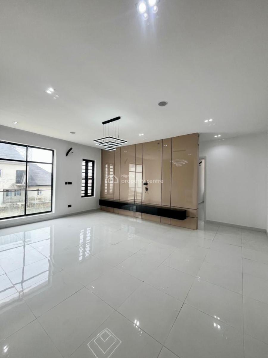 Luxury 2 Bedroom Serviced Apartment for Airbnb at Ologolo, Ologolo, Lekki, Lagos, Flat / Apartment for Sale