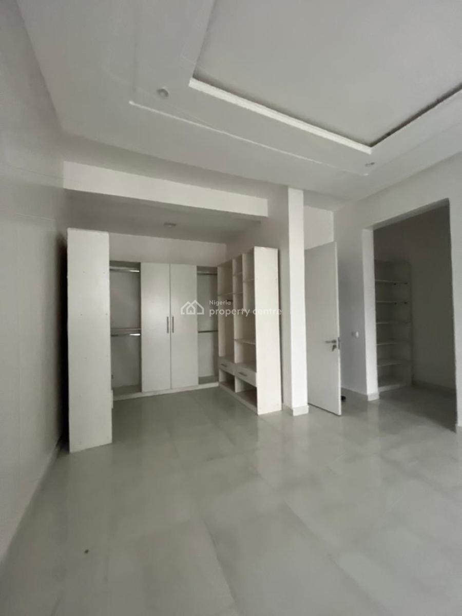 Spacious 4 Bedroom Serviced Terrace in a Private Estate at Ologolo, Ologolo, Lekki, Lagos, Terraced Duplex for Rent