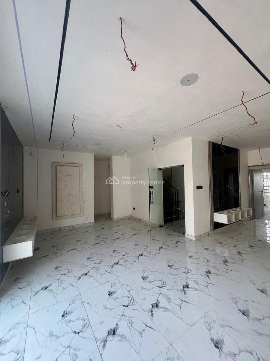 4-bedrooms Semidetached Duplex with a Bq Located in a Prime and Prestige, Ikeja, Lagos, Semi-detached Duplex for Sale