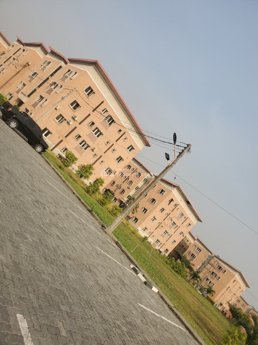 Newly Built and Well Finished 2 Bedroom Flat En-suite, Fashola Estate, Ikorodu, Lagos, Block of Flats for Sale