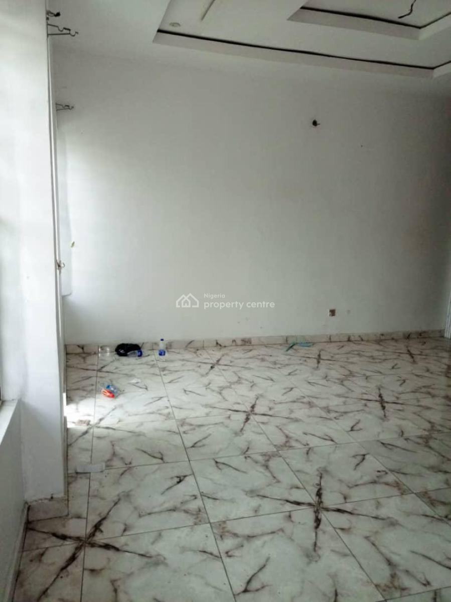 Spacious 4-bedroom Semi-detached Duplex with Private Compound, Thomas Estate, Ajah, Lagos, Semi-detached Duplex for Rent
