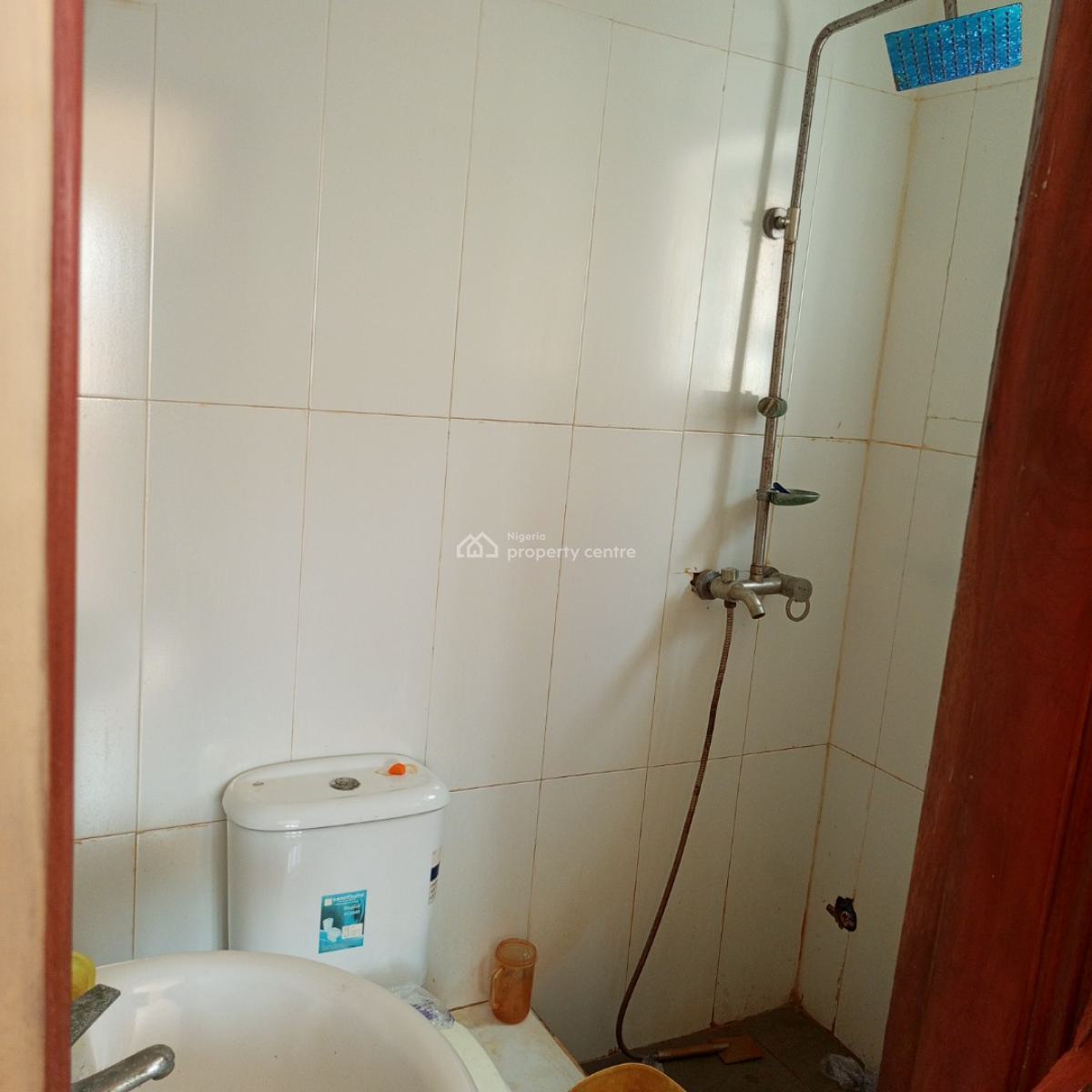 Spacious and Sharp 3bedroom Apartment (downstairs), Badore Ajah-lekki, Badore, Ajah, Lagos, Flat / Apartment for Rent