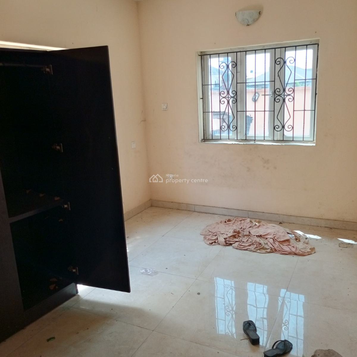 Spacious and Sharp 3bedroom Apartment (downstairs), Badore Ajah-lekki, Badore, Ajah, Lagos, Flat / Apartment for Rent