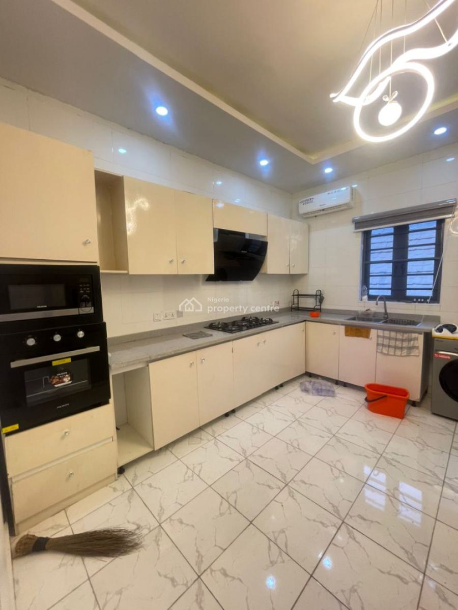 Spacious  4 Bedroom  Terrace  Duplex, Harris Drive, Lekki, Lagos, Terraced Duplex for Rent