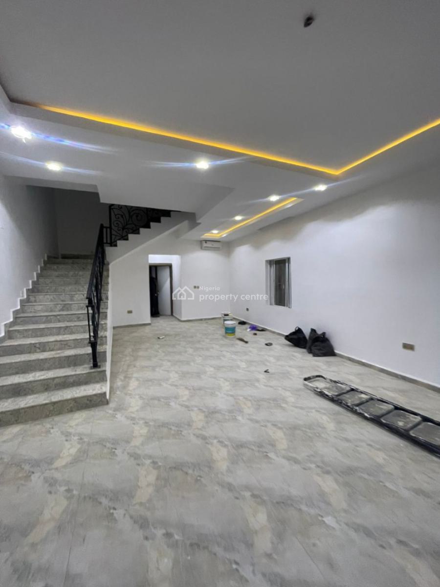 a Well-built Serviced 4-bedroom Terrace Duplex + 1bq, Diplomatic Zone, Katampe Extension, Katampe, Abuja, Terraced Duplex for Rent