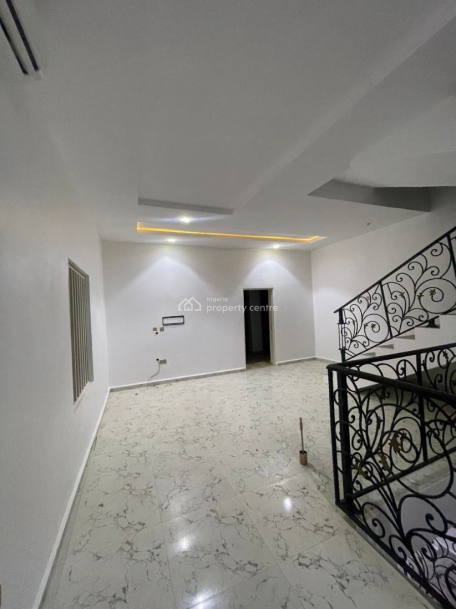 a Well-built Serviced 4-bedroom Terrace Duplex + 1bq, Diplomatic Zone, Katampe Extension, Katampe, Abuja, Terraced Duplex for Rent