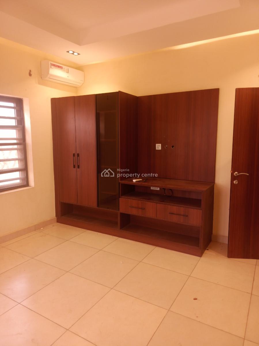 Strategically Located 3 Bedroom Block of Flat, Katampe, Abuja, Flat / Apartment for Rent