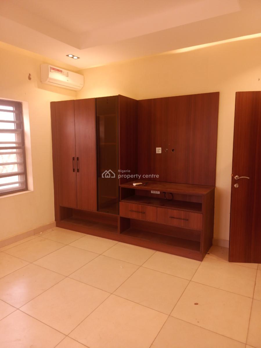 Strategically Located 3 Bedroom Block of Flat, Katampe, Abuja, Flat / Apartment for Rent