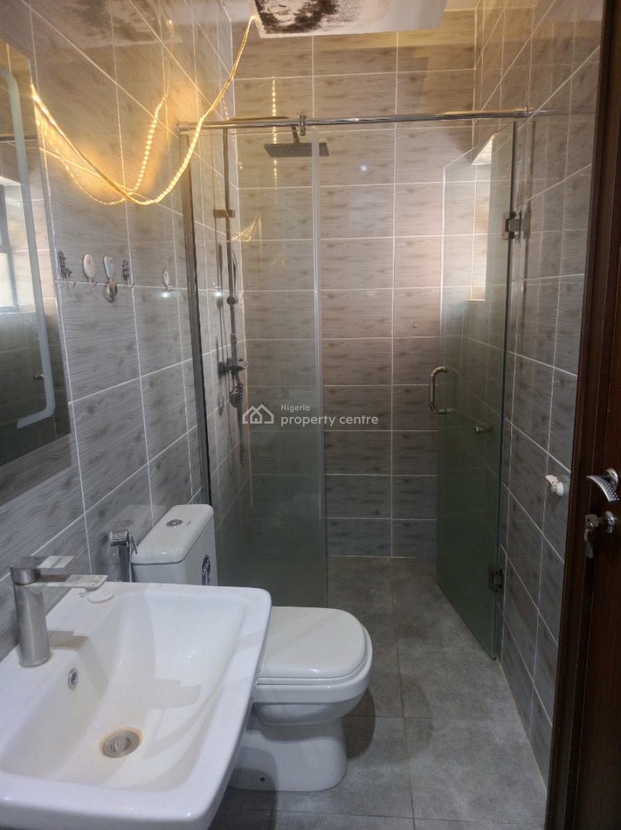 Strategically Located 3 Bedroom Block of Flat, Katampe, Abuja, Flat / Apartment for Rent