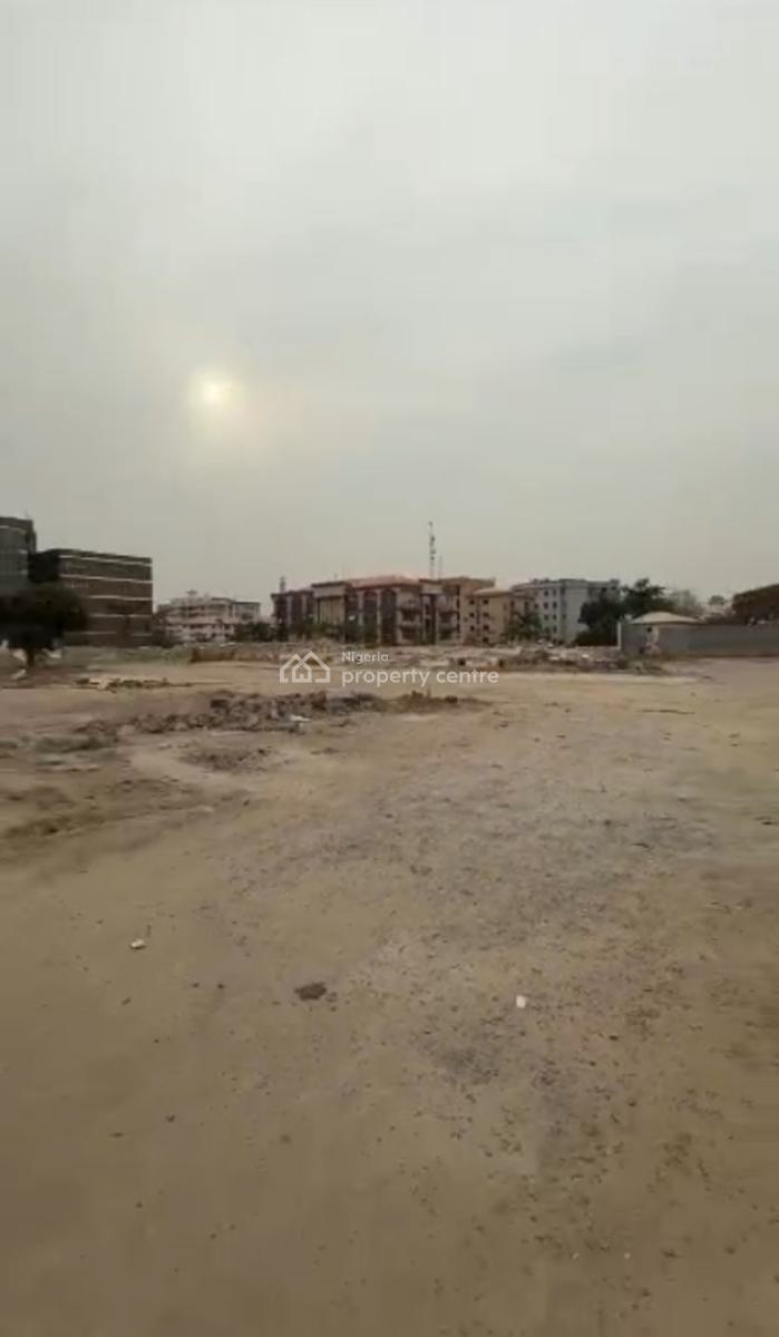 Well Positioned 7400sqm of Commercial Unspecified Land with C of O, Along Ahmadu Bello Express Way, Garki, Abuja, Commercial Land for Sale