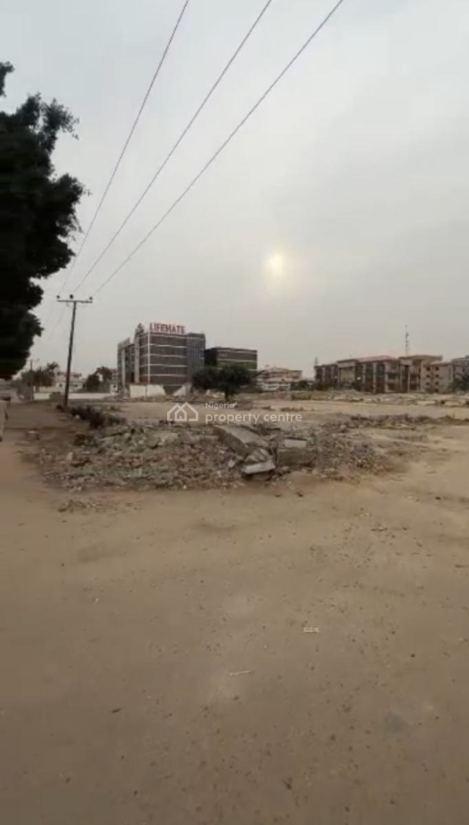 Well Positioned 7400sqm of Commercial Unspecified Land with C of O, Along Ahmadu Bello Express Way, Garki, Abuja, Commercial Land for Sale