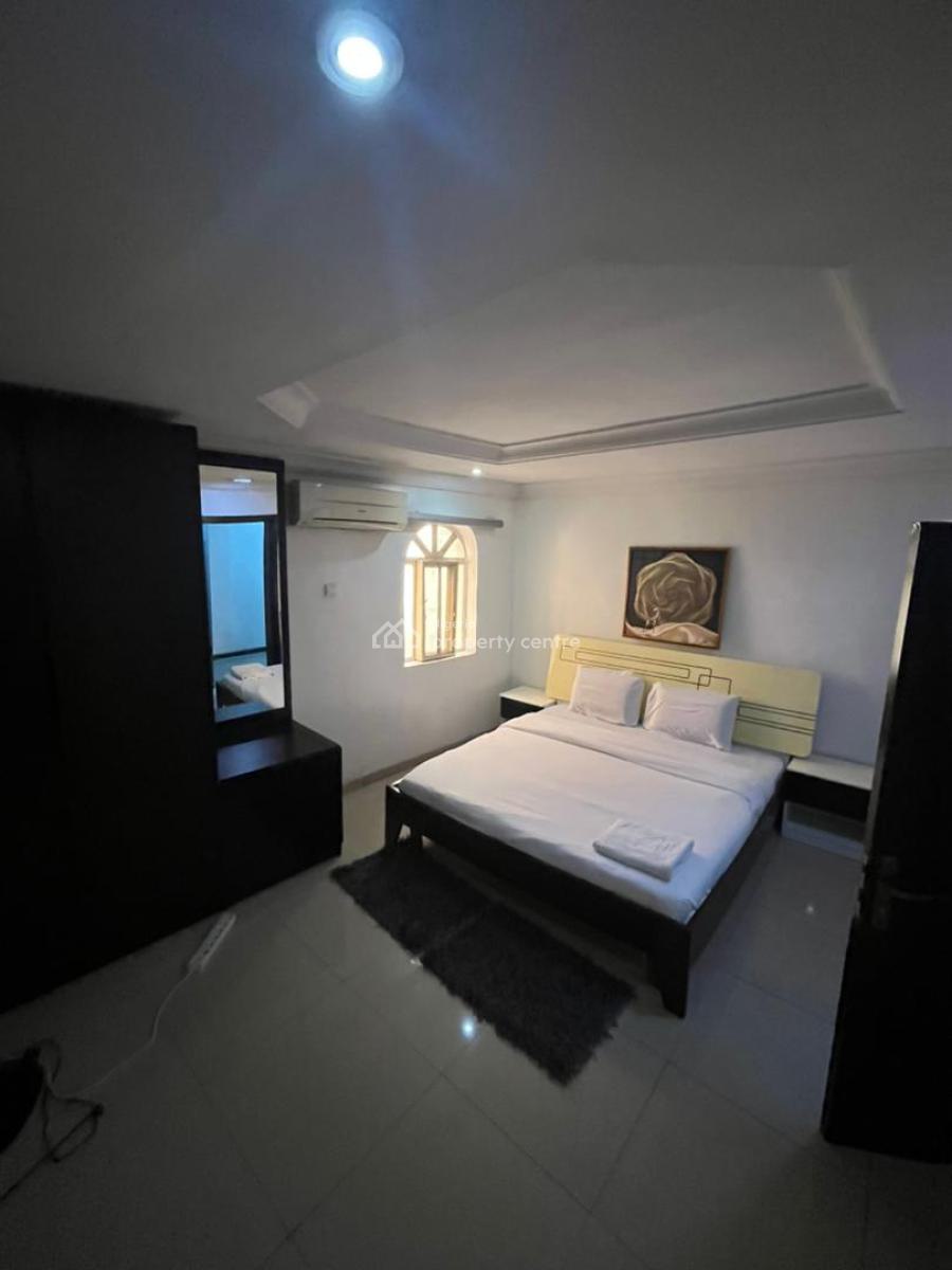Cozy One Bedroom, Shonibare Estate, Ikeja, Lagos, Mini Flat (room and Parlour) Short Let