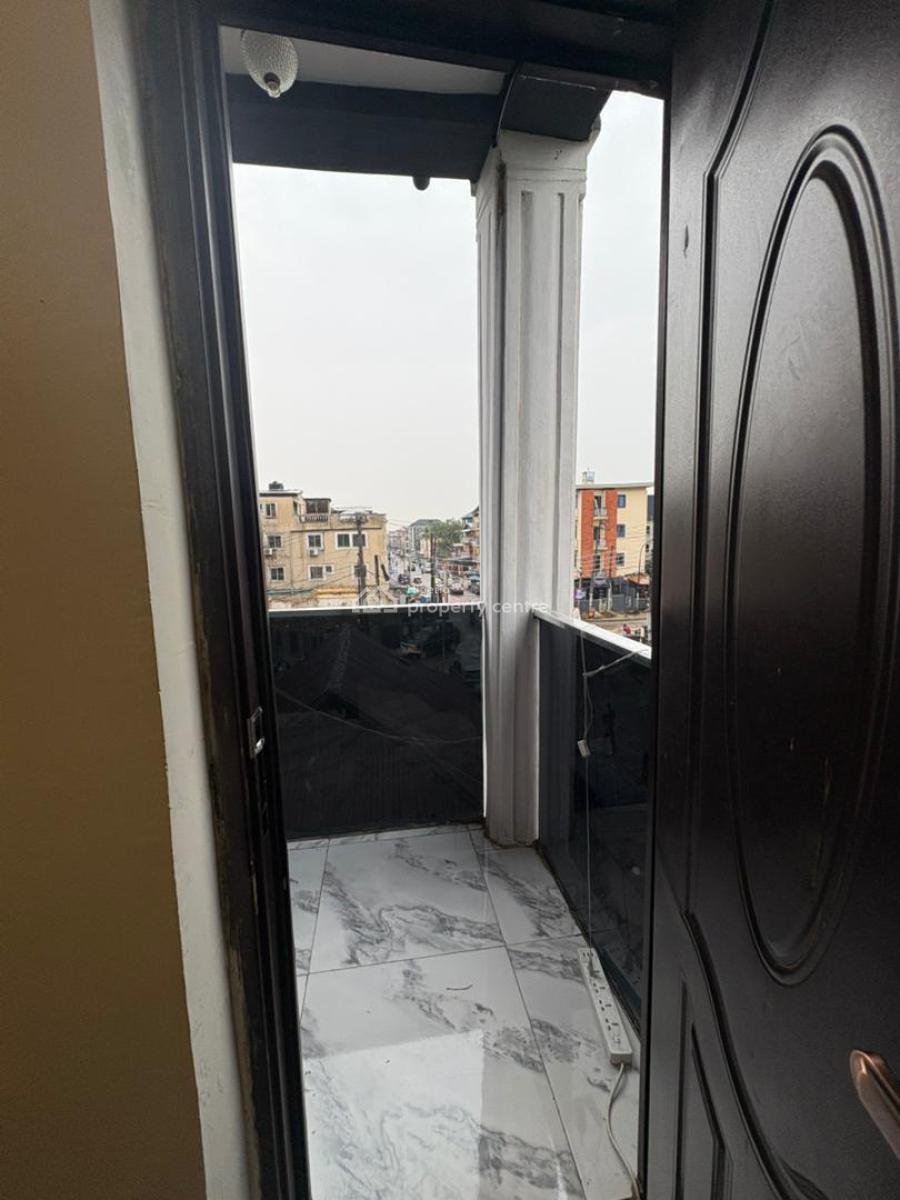 Cozy Simple Studio Apartment, Yaba, Lagos, Self Contain (single Rooms) Short Let