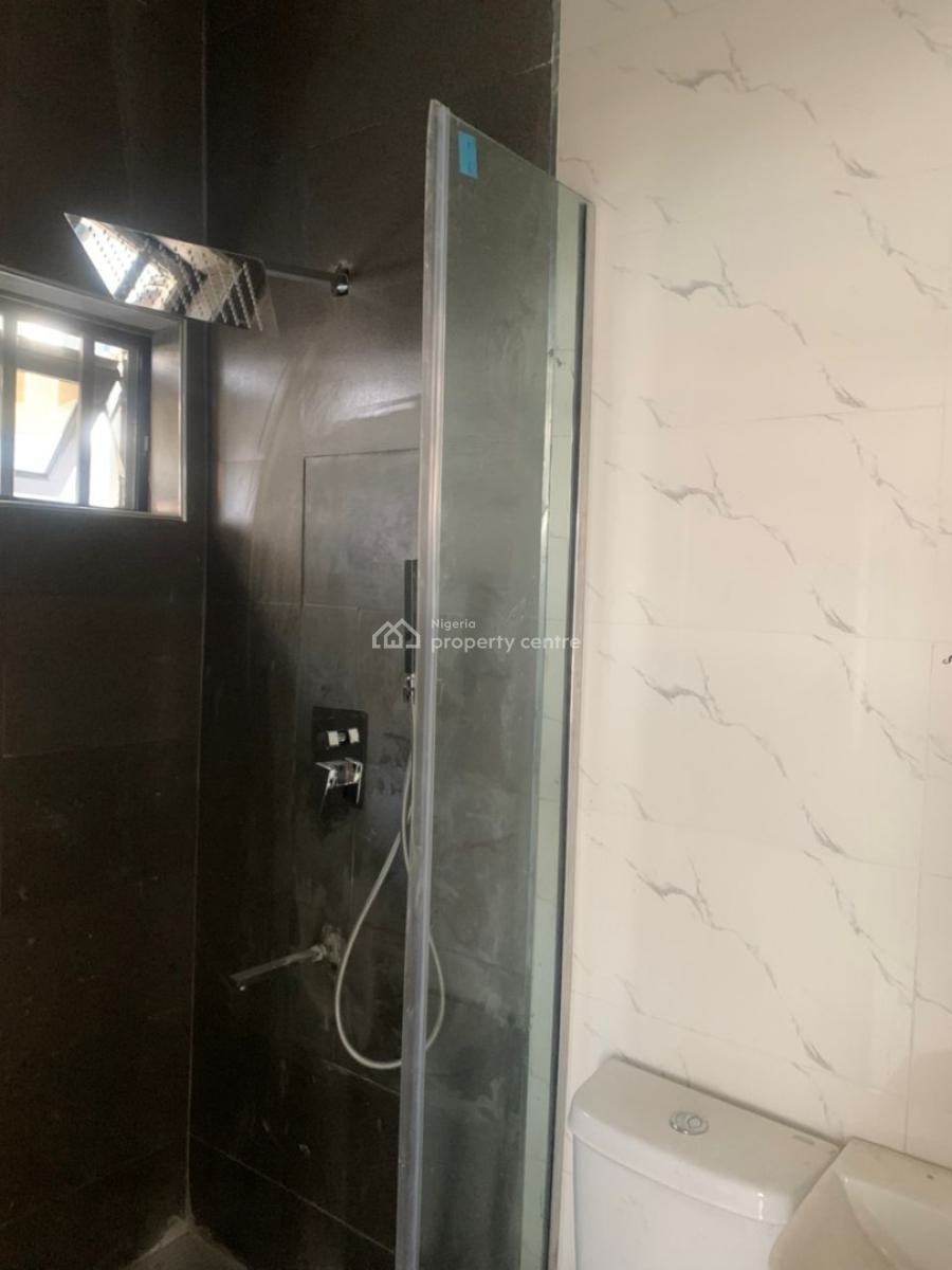 Serviced 2 Bedroom Terrace Duplex, Off Admiralty Way, Lekki Phase 1, Lekki, Lagos, Terraced Duplex for Rent