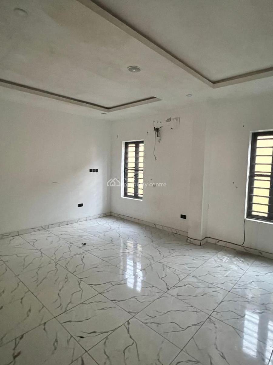 Spacious 4 Bedroom Duplex in a Prestigious Well-secured Estate, Agungi East Estate Located Along Lekki-epe Expressway, Agungi, Lekki, Lagos, Terraced Duplex for Rent