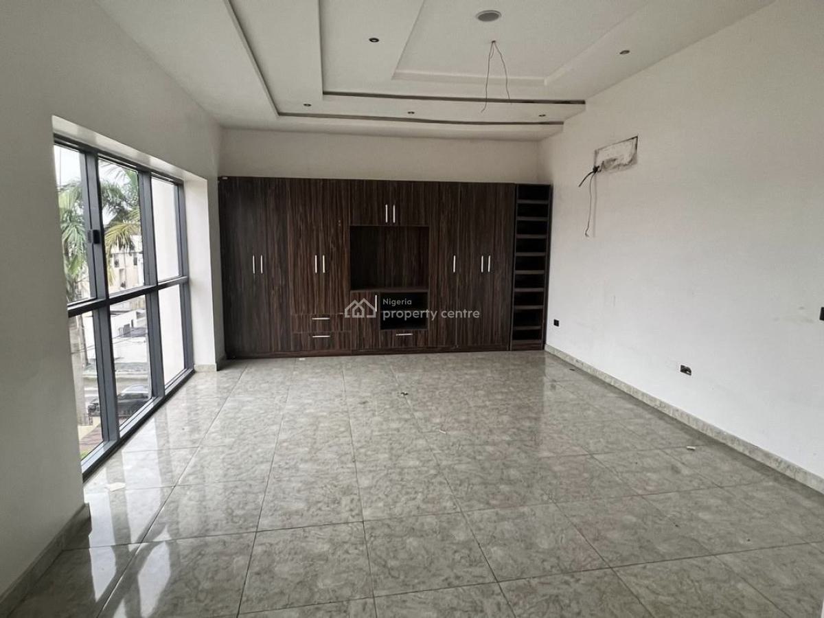 Spacious 4 Bedroom Duplex in a Prestigious Well-secured Estate, Agungi East Estate Located Along Lekki-epe Expressway, Agungi, Lekki, Lagos, Terraced Duplex for Rent