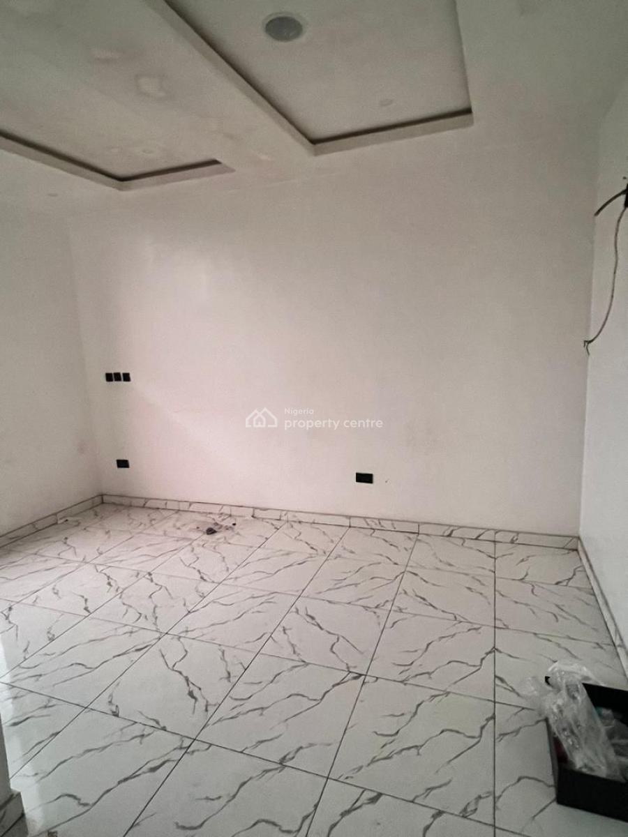 Spacious 4 Bedroom Duplex in a Prestigious Well-secured Estate, Agungi East Estate Located Along Lekki-epe Expressway, Agungi, Lekki, Lagos, Terraced Duplex for Rent