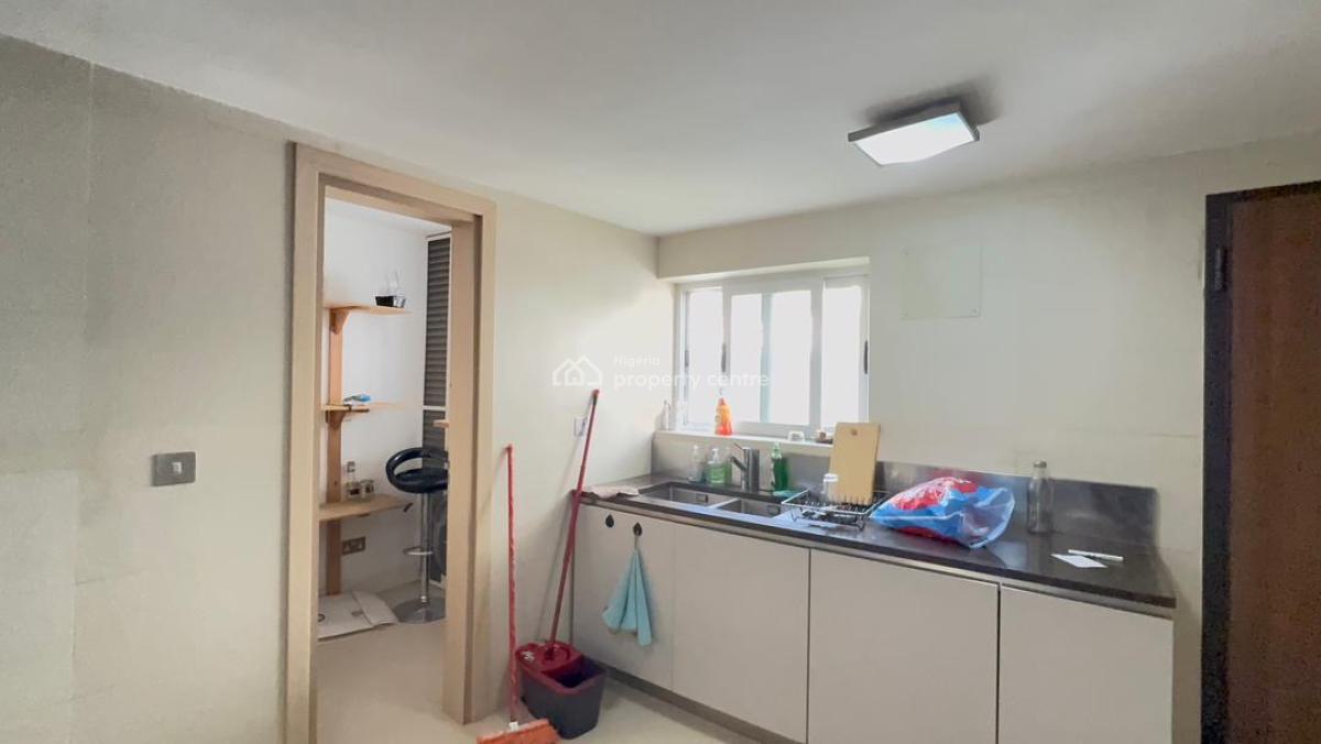 Luxury 3bedrooms Terraced Duplex with a Bq Swimming Pool and Gym, Banana Island, Ikoyi, Lagos, Terraced Duplex for Rent