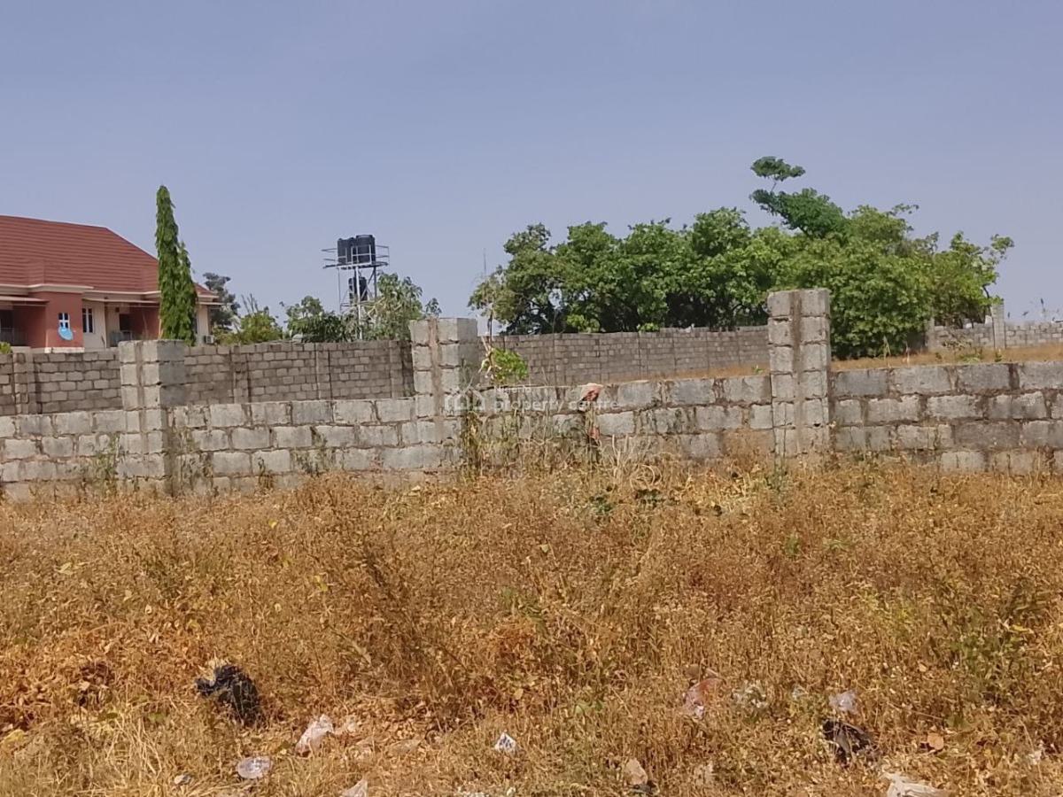 Table Land, Gaduwa, Abuja, Land for Sale