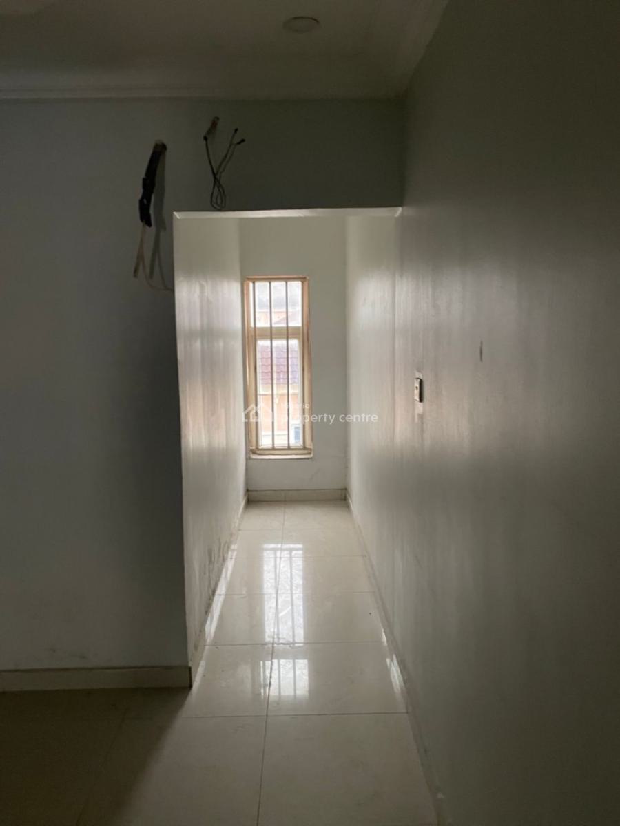 4 Bedroom Terrace House + Bq, Osapa, Lekki, Lagos, Terraced Duplex for Rent