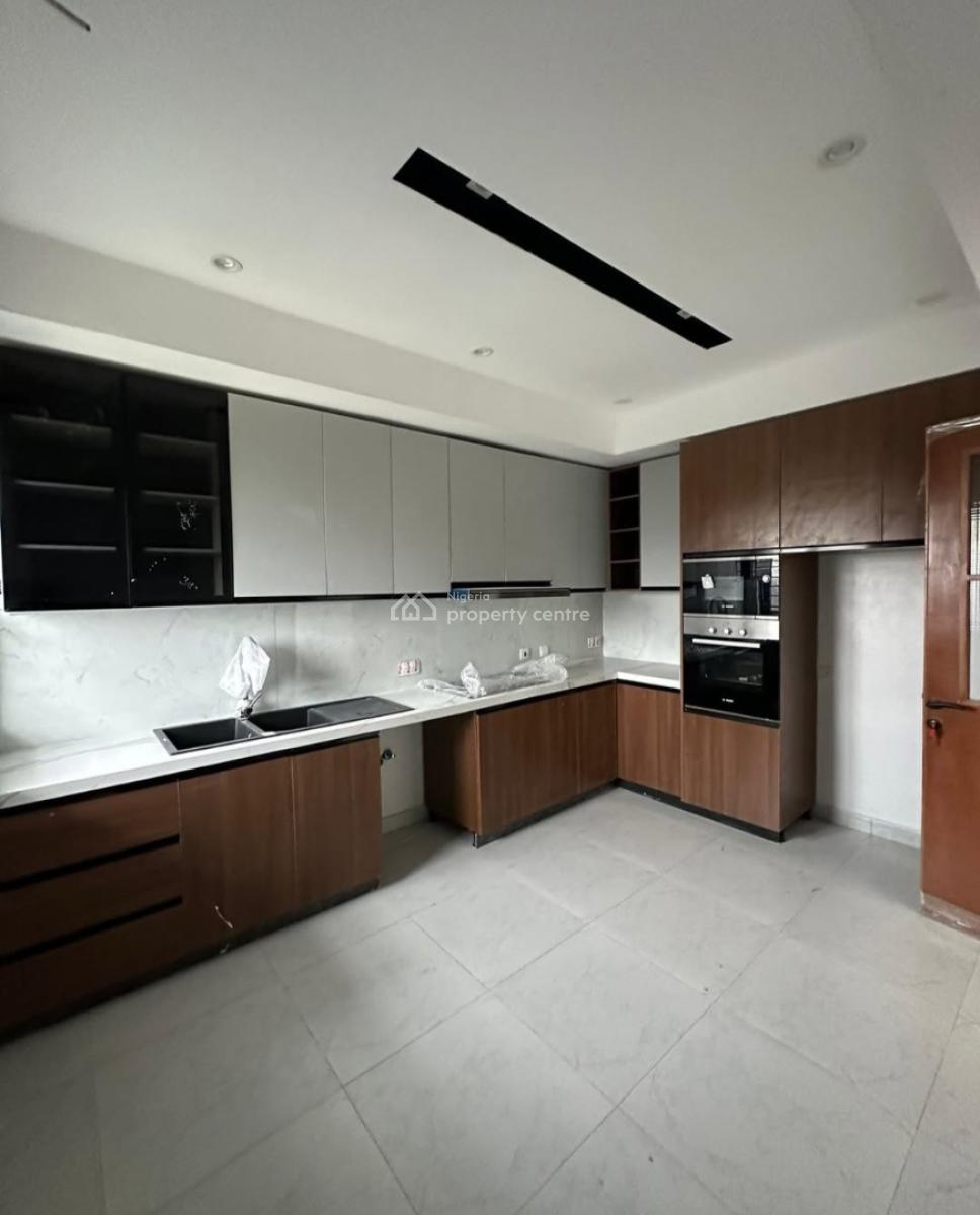 4 Bedroom En-suite Semi-detached Townhouse with a Penthouse Lounge Are, Lekki Phase 1, Lekki, Lagos, Semi-detached Duplex for Rent