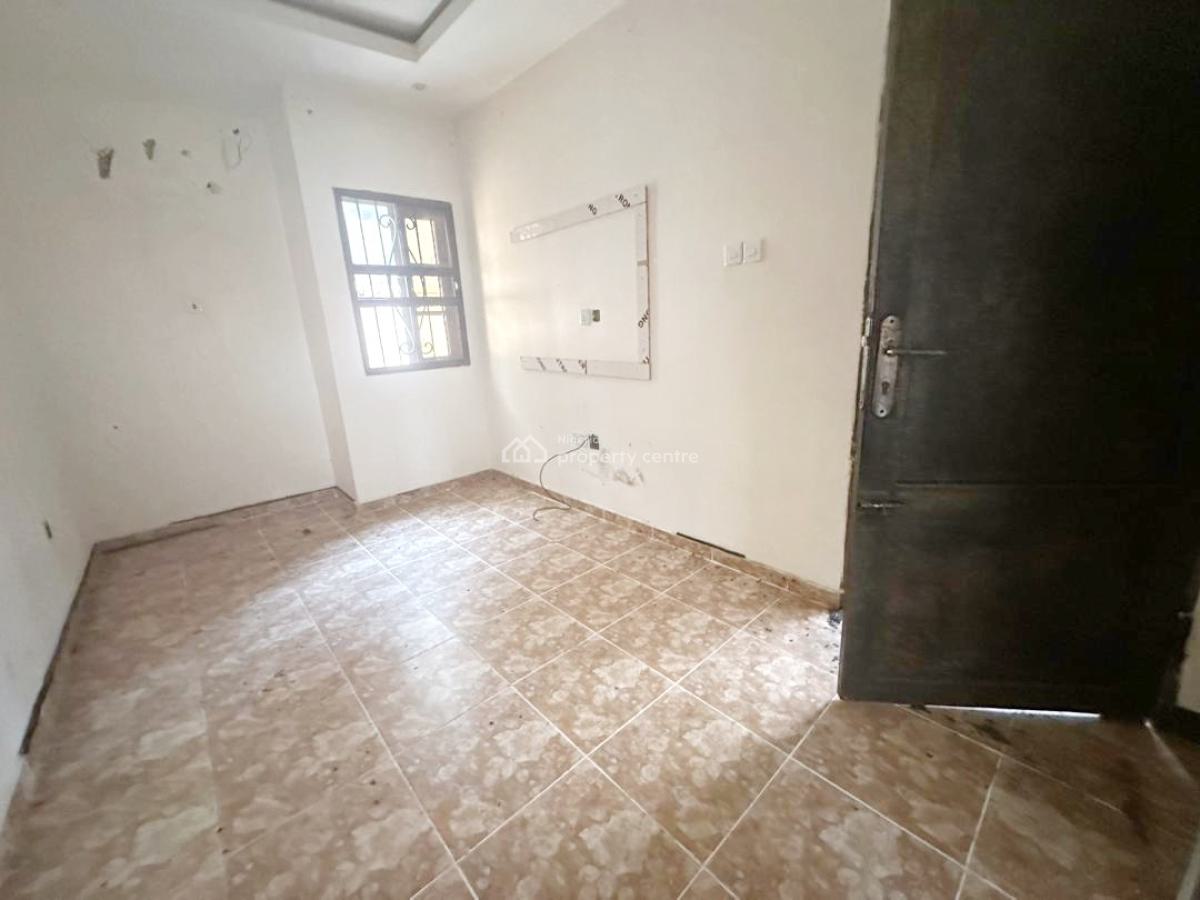 Luxury Mini Flat, Gra Phase 1, Magodo, Lagos, Mini Flat (room and Parlour) for Rent