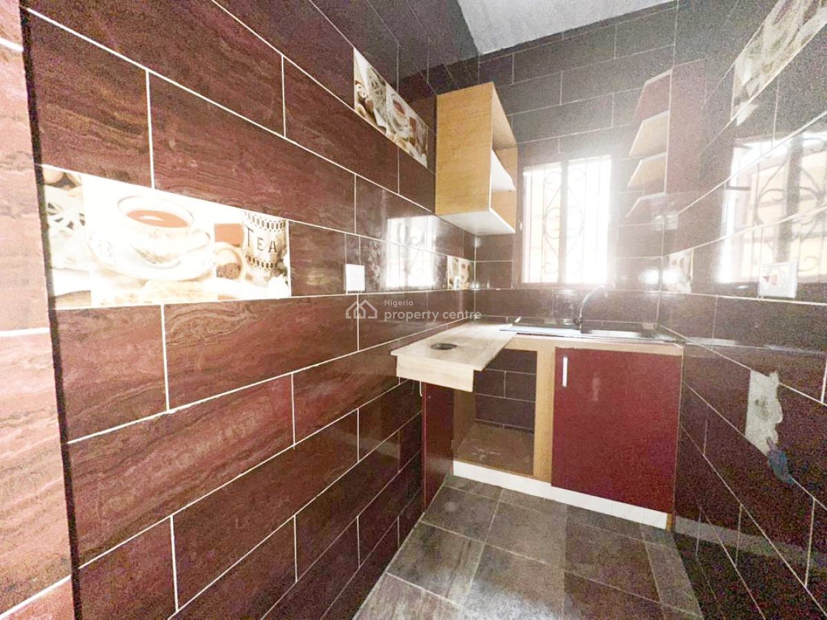 Luxury Mini Flat, Gra Phase 1, Magodo, Lagos, Mini Flat (room and Parlour) for Rent