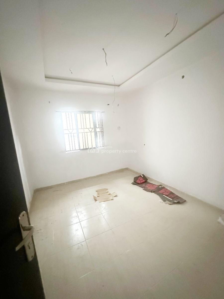 Luxury Mini Flat, Omole Phase 2, Ikeja, Lagos, Mini Flat (room and Parlour) for Rent